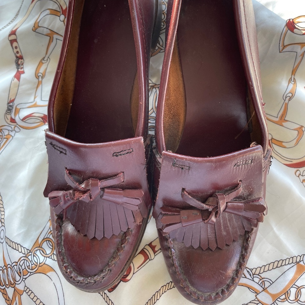 Bass vintage leather loafers